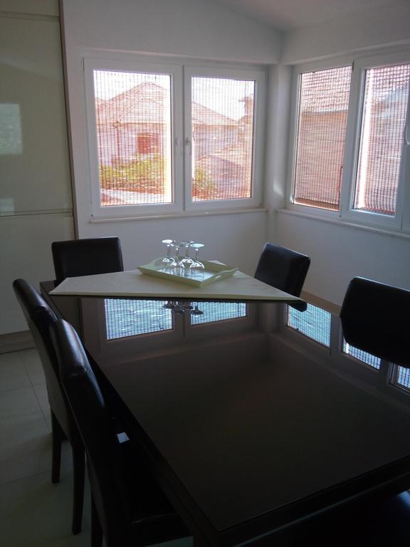 Adriatic Rose Apartment Turanj Pokoj fotografie