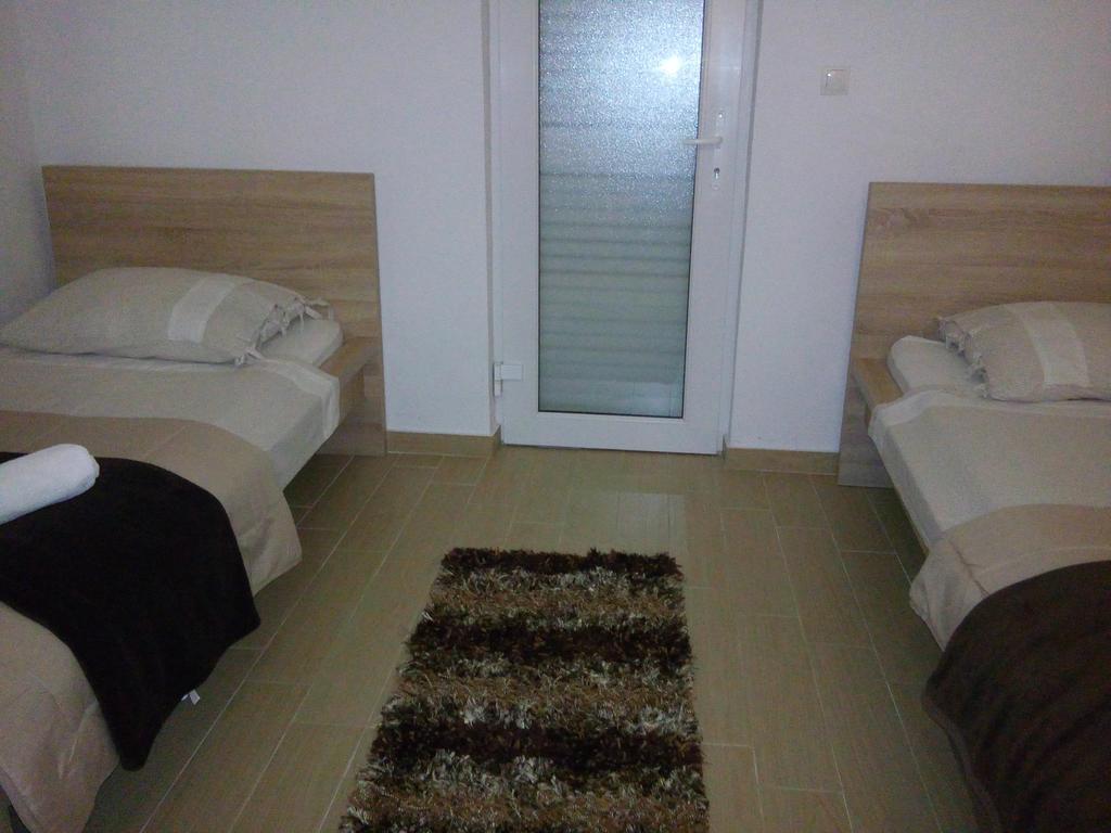 Adriatic Rose Apartment Turanj Exteriér fotografie